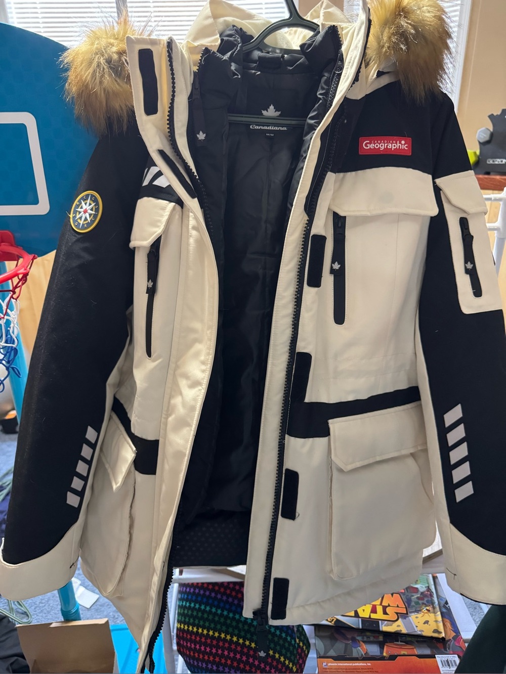 Men's Black & White Ski Jacket